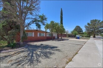 Building Photo - 408 Crane Ave