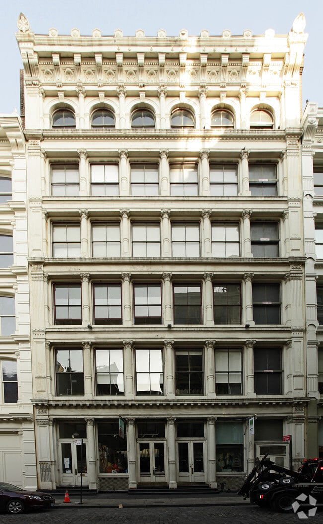 Building Photo - Cooperative