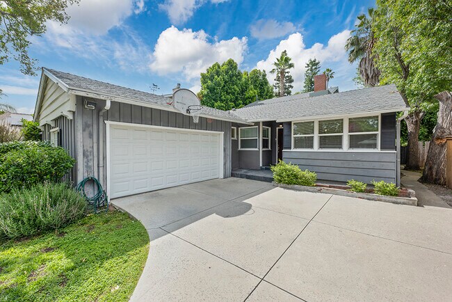 Building Photo - 22040 Ybarra Rd