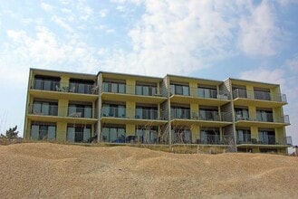 Building Photo - 6317 S Virginia Dare Trail