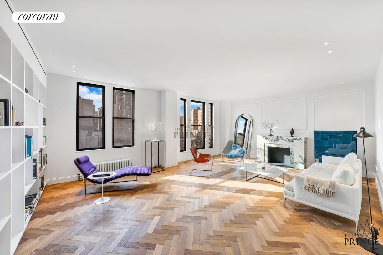 Primary Photo - 219 W 81st St