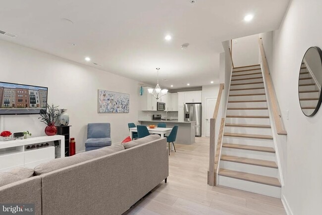 Photo - 7461 Backett Wood Ter (McLean, VA) Townhome