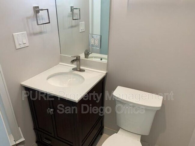 Foto del edificio - 6824 Glidden St