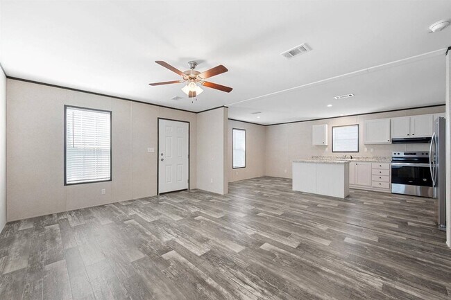 Foto del edificio - 305 W Buell Dr