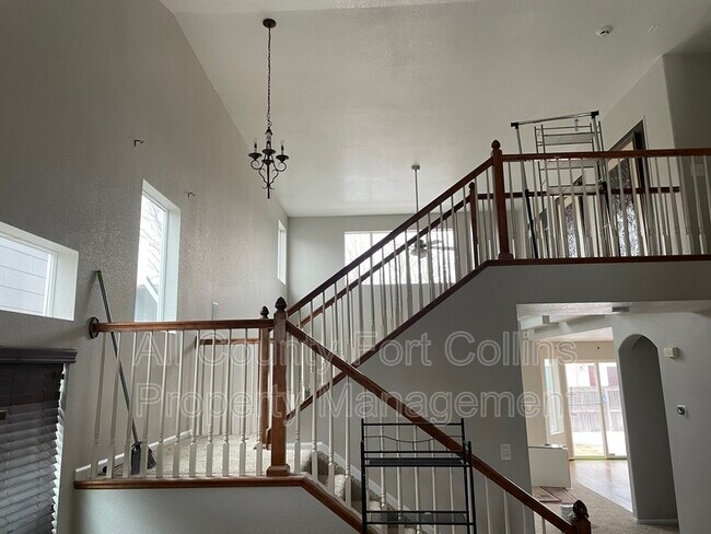 Foto del edificio - 2027 Fossil Creek Pkwy