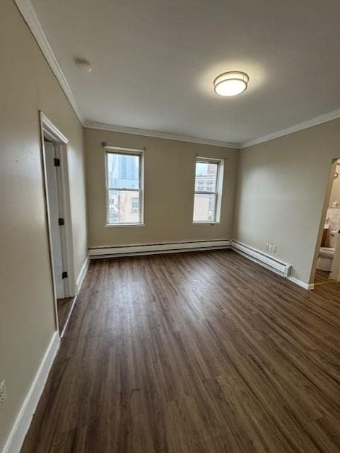 Building Photo - 686 Bergen Ave
