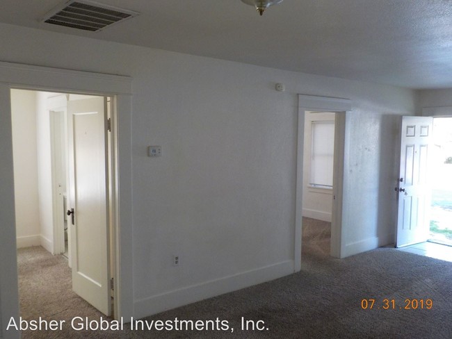 Building Photo - 2 br, 1 bath Apartment - 1220 G STREET