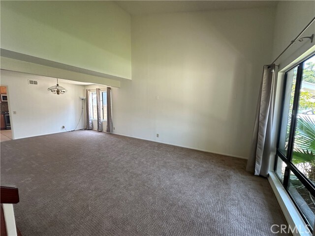 Foto del edificio - 1581 W Elm Ave