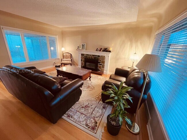 Photo du bâtiment - 983 Whitchurch St