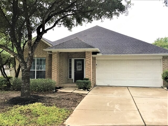 Foto principal - 4910 Monarch Meadow Lane