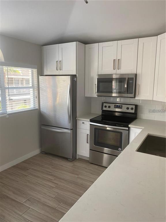 Building Photo - 4811 Bayshore Blvd