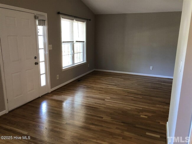 Building Photo - 2615 Farthing St