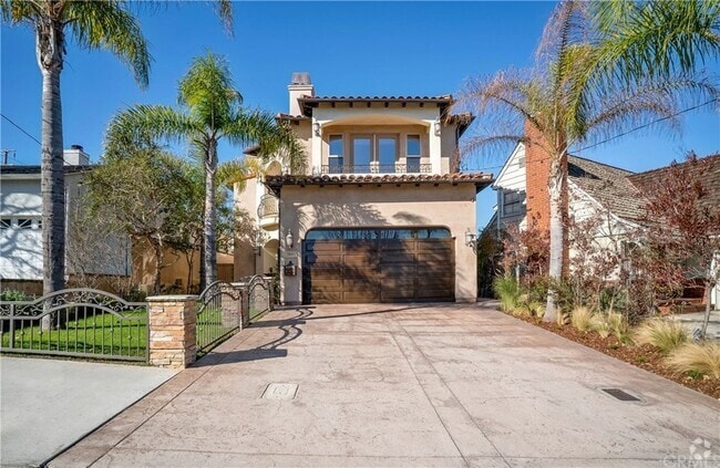 Building Photo - 2509 Palm Ave