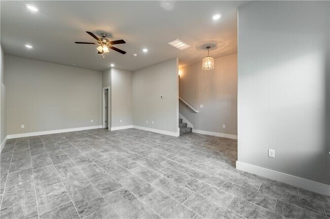 Building Photo - 2235 W Million Ln