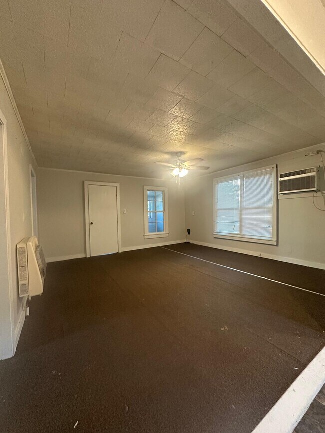 Foto del edificio - 840 E Cherry St