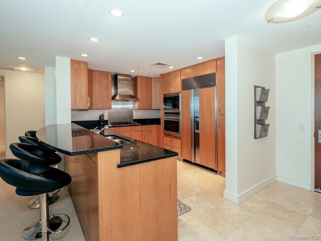 Foto del edificio - Hokua 9C - Stunning, Fully Furnished 2/2 i...
