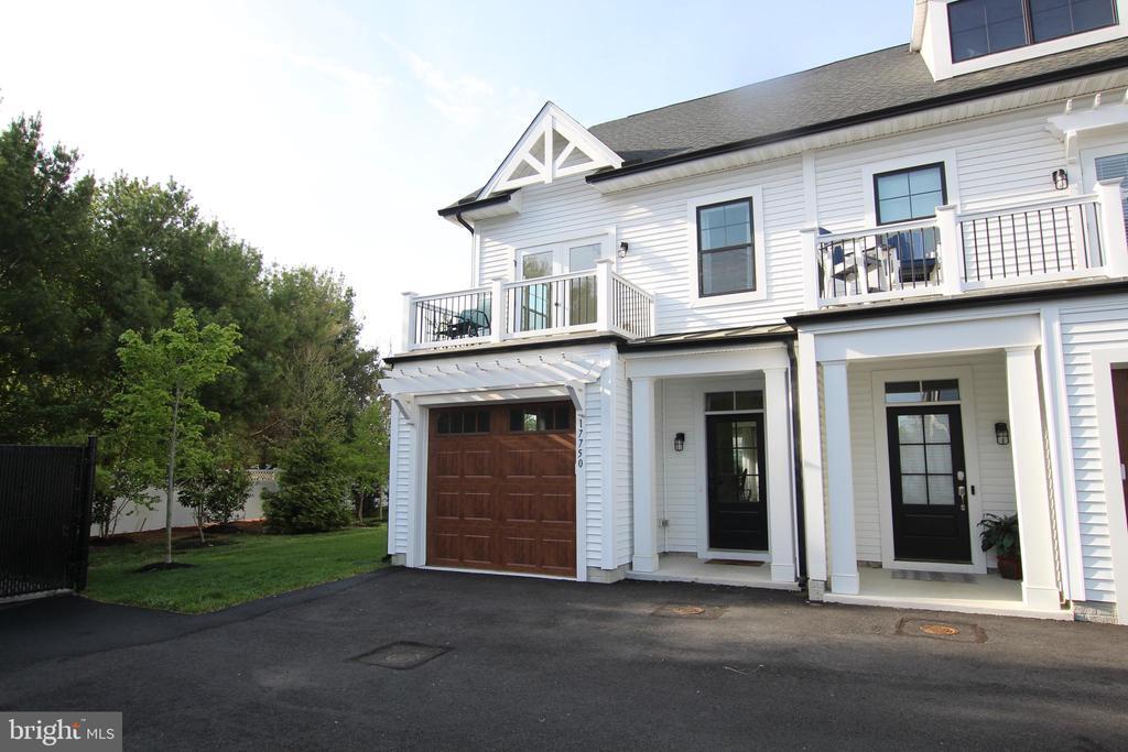 Foto principal - 17750 Wilkens Wy