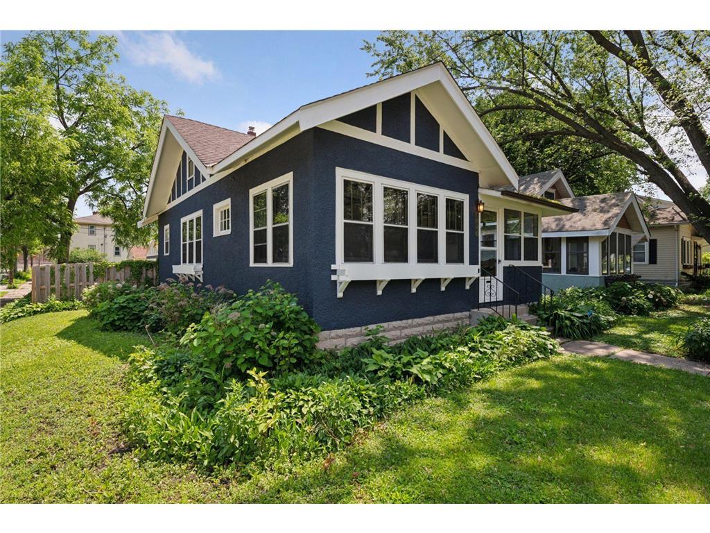 Foto principal - 4501 1st Ave S