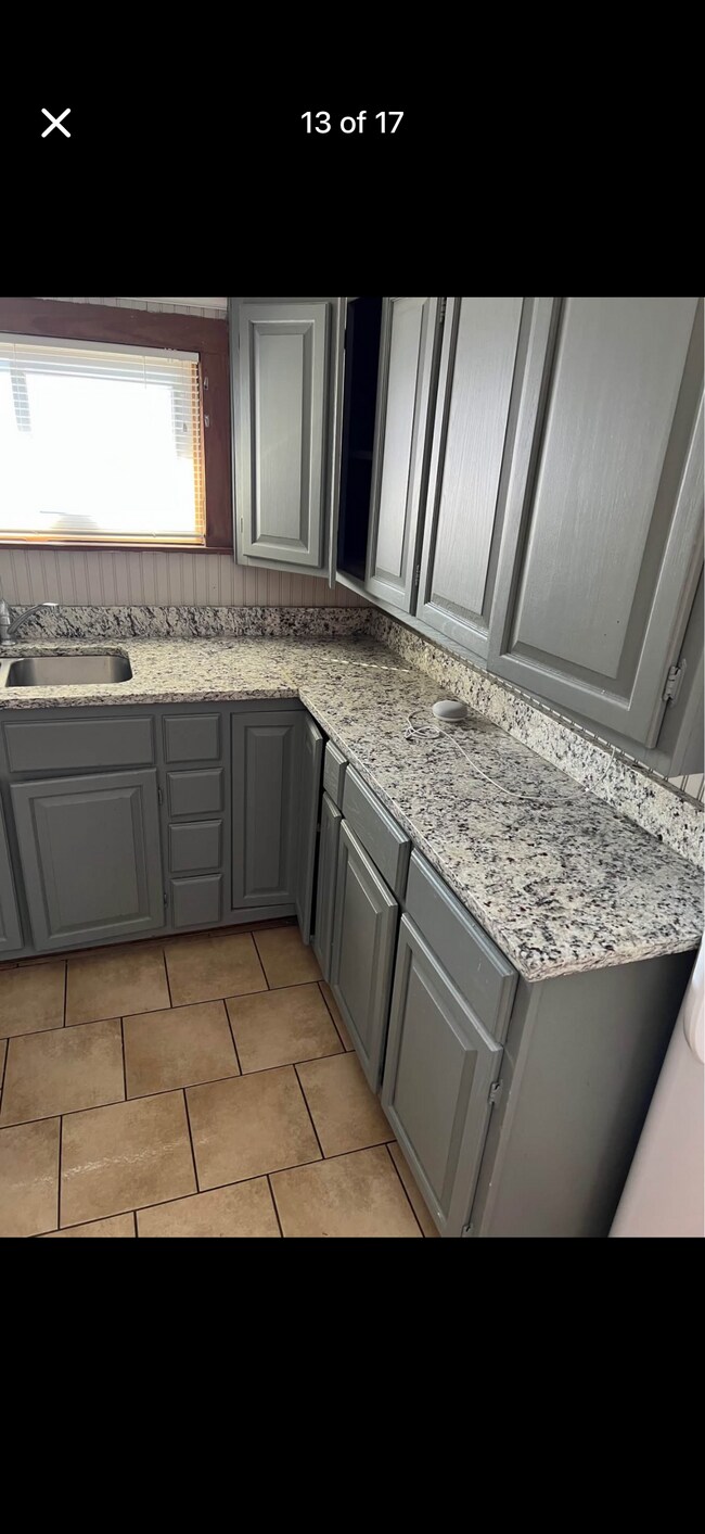 Foto del edificio - 11820 W Greenfield Ave