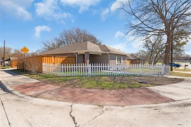 Building Photo - 801 Peters Colony