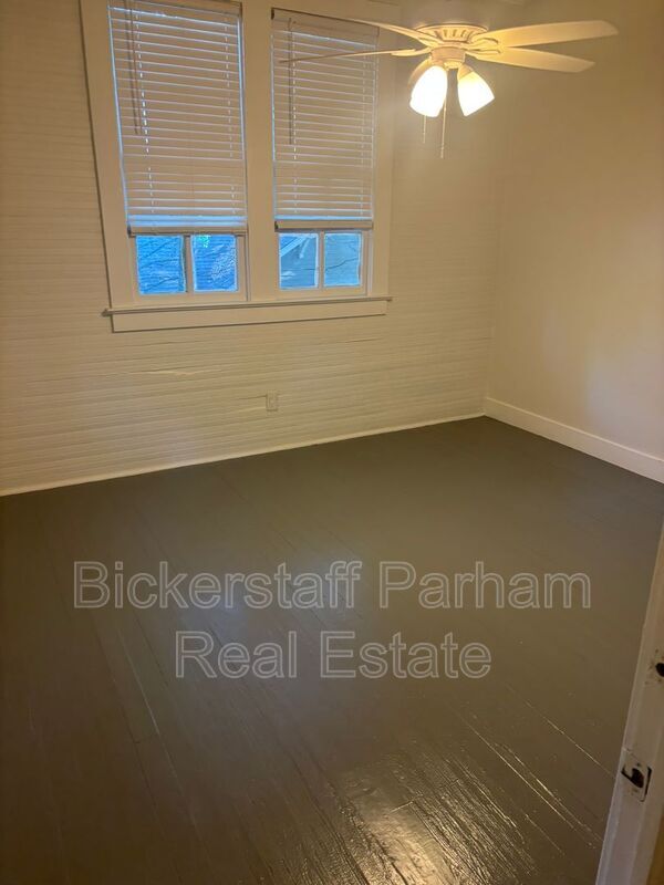 Building Photo - 1821 17th Ave