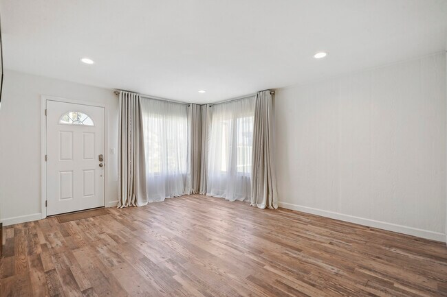 Building Photo - 21241 Cupar Ln