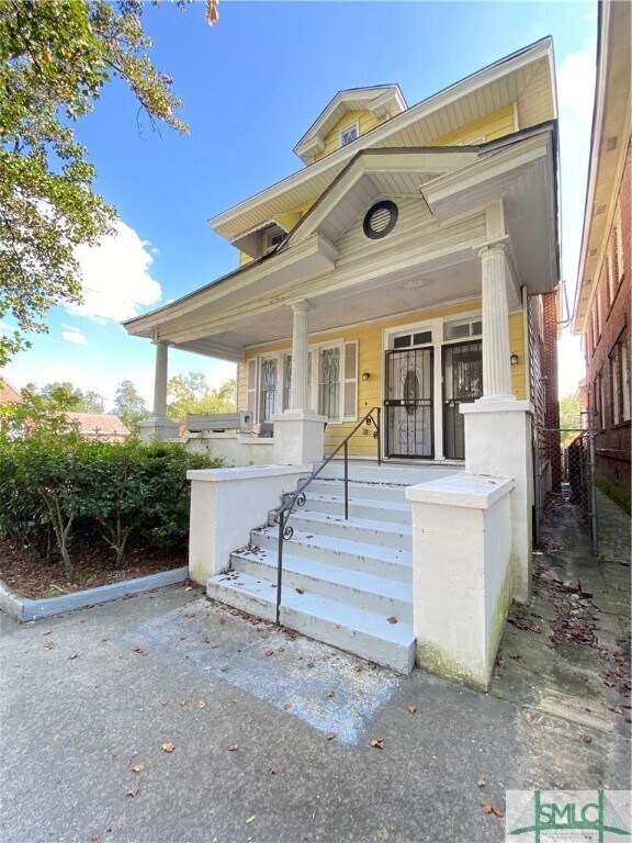 Primary Photo - 541 E Henry St