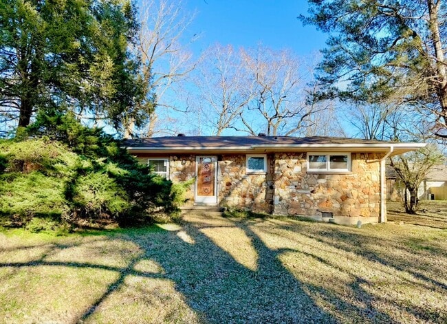 Foto del edificio - 887 Elwood Dr