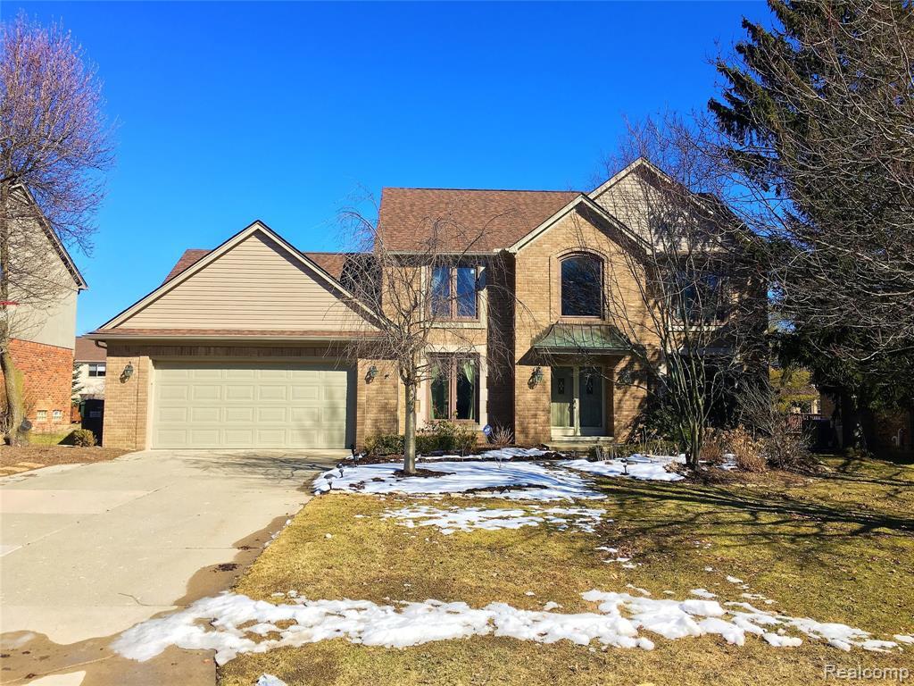 Primary Photo - 356 Silvervale Dr