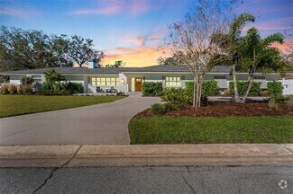 Building Photo - 1664 Sharon Way