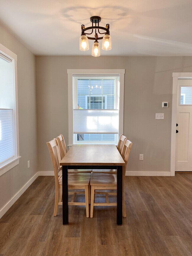 Foto del edificio - 144 Buttonbush Ln