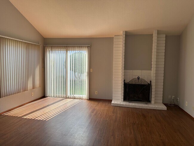 Foto del edificio - SAN JOSE - Beautifully updated home with p...