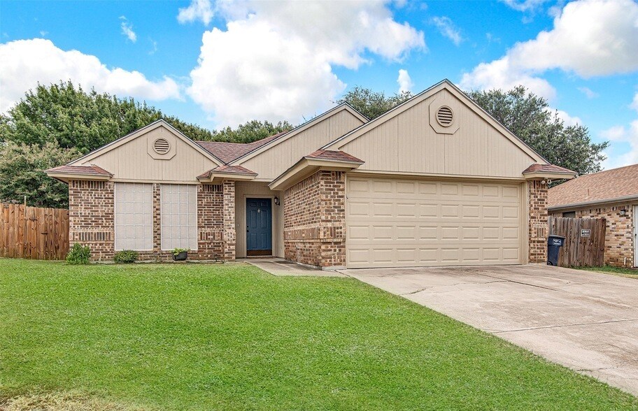 Foto principal - 120 N Flaxseed Ln