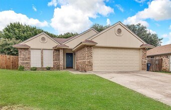 Building Photo - 120 N Flaxseed Ln