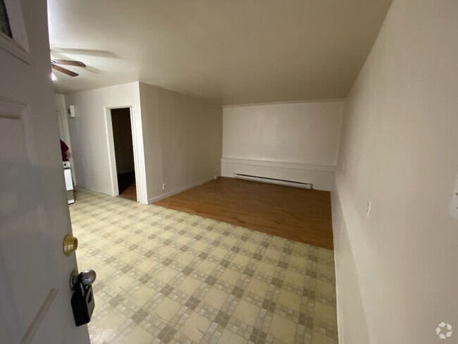 Building Photo - 1213 Noah Dr