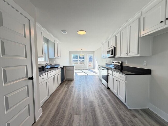 Foto del edificio - 106 Charlie Wy