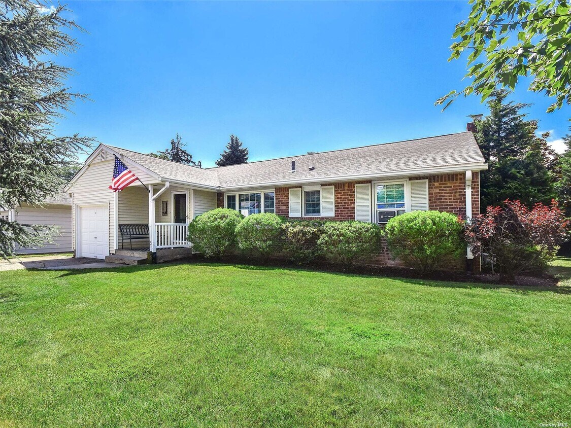Foto principal - 52 Harbor Hills Dr