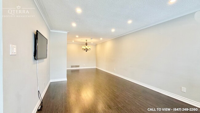 Photo du bâtiment - 208 Meadows Blvd