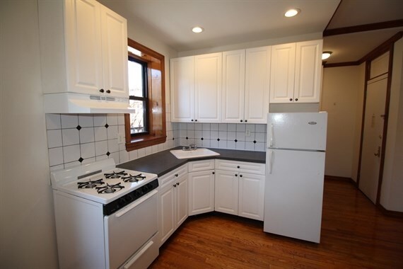 Primary Photo - 509 12th St