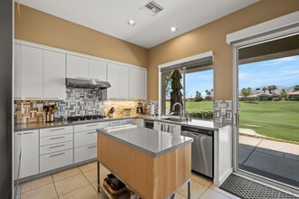 Building Photo - 461 Desert Holly Dr