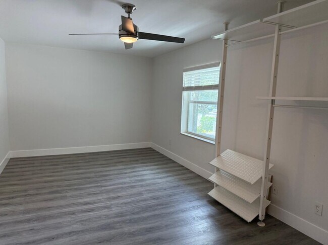 Foto del edificio - 6101 Wheatley Ct