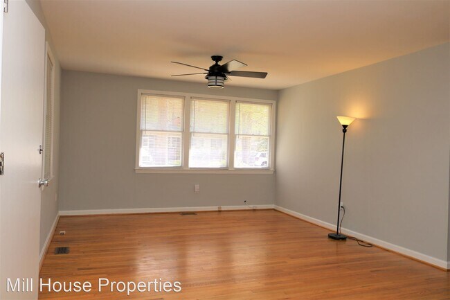 Building Photo - 3 br, 1.5 bath House - 409 Walnut Street
