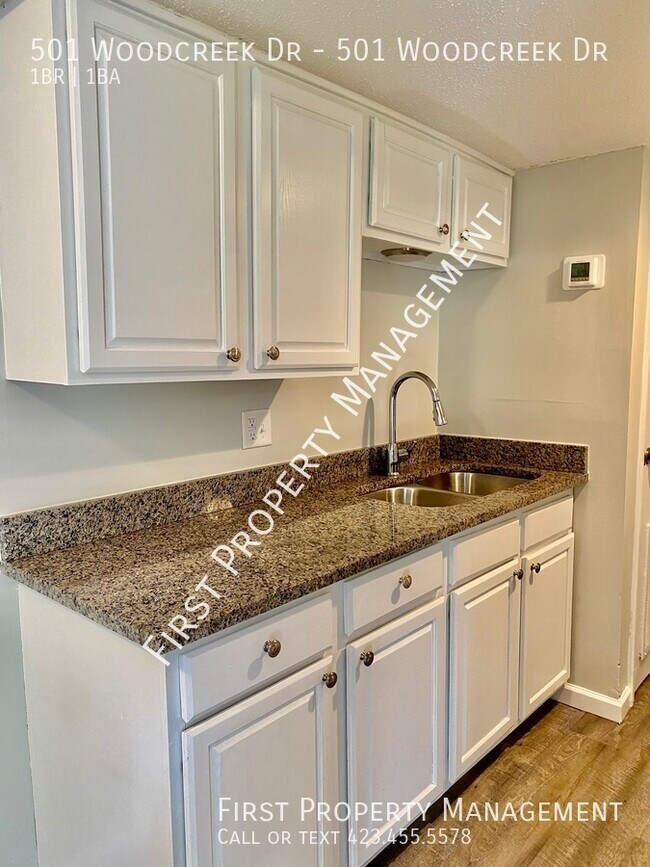 Building Photo - Rossville 1Bed/1Bath Remodeled Apartment! ...