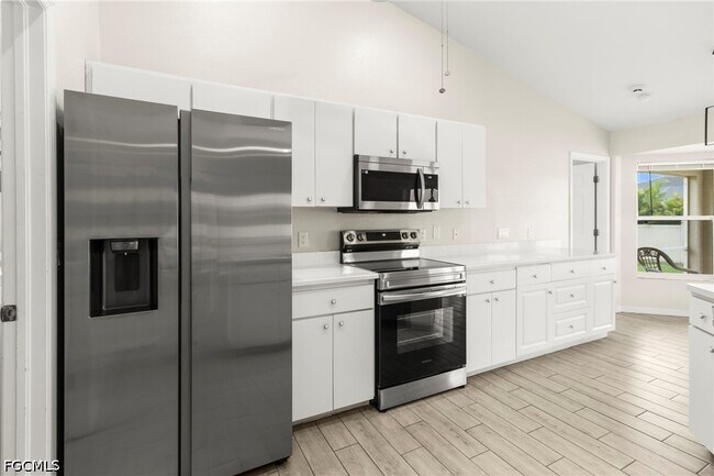 Building Photo - 1810 SW 22nd Terrace