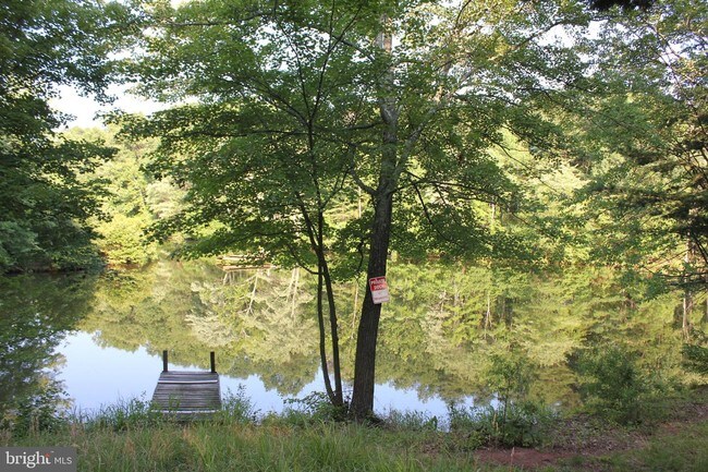 Building Photo - 13501 Clear Lake Ct