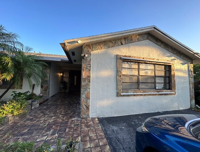 Foto del edificio - 14982 SW 71st St