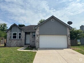 Building Photo - 950 Deer Field Dr