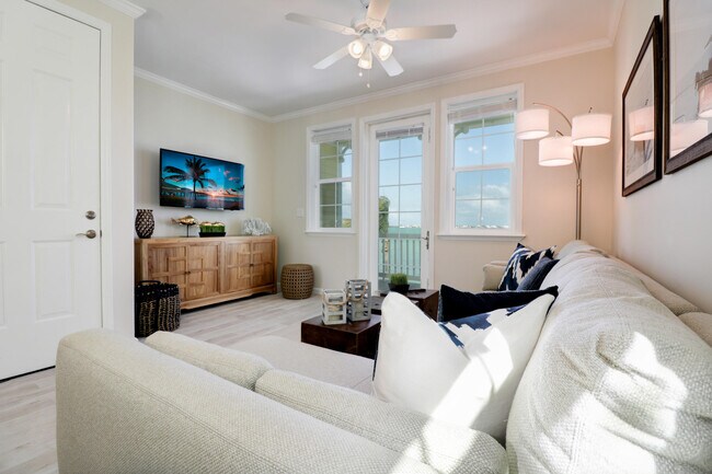 Building Photo - 28514 Channel View Dr