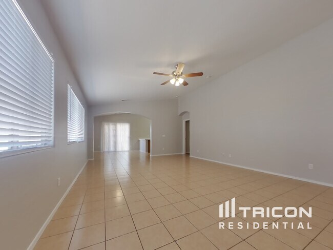 Foto del edificio - 10741 W Del Rio Ln