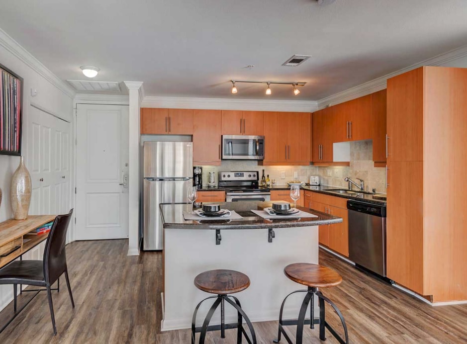 Foto principal - 2901 Cityplace W Blvd